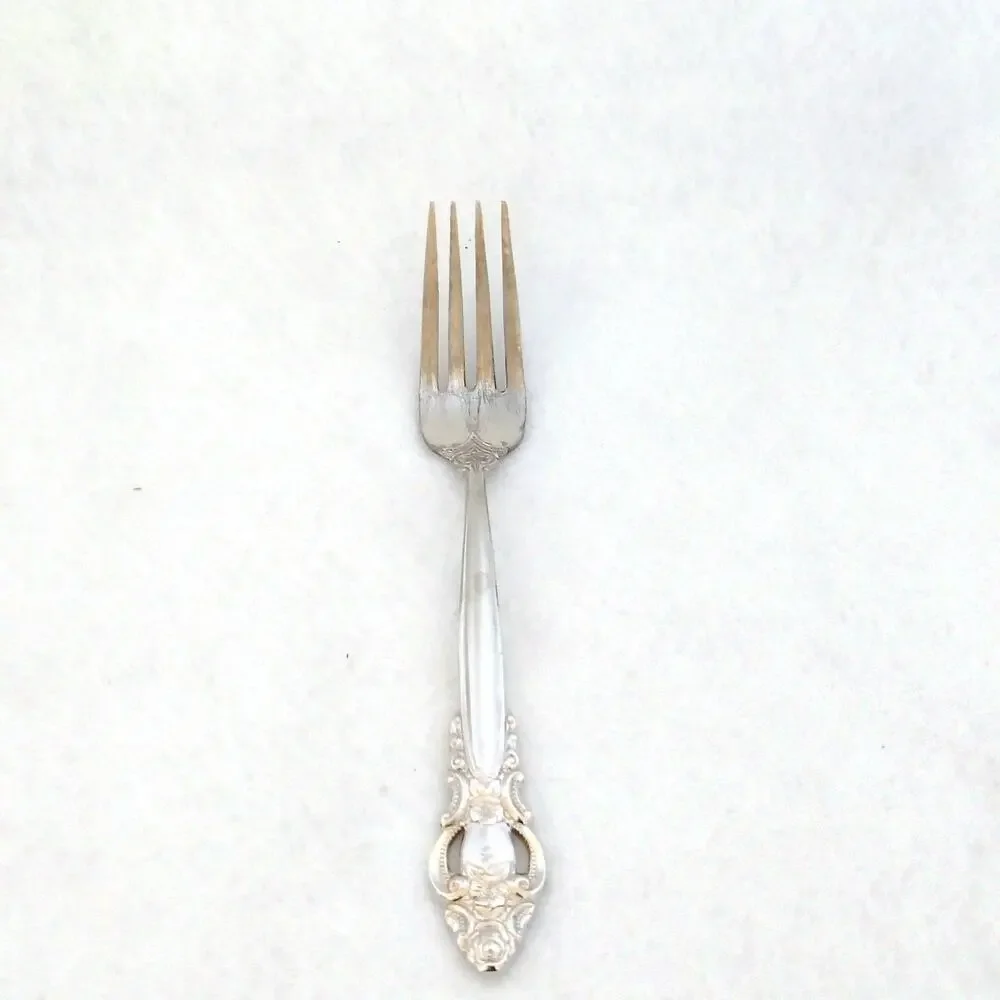 (1) International 1981 EMPRESS Silver Plate Dinner Forks Flatware Replacement